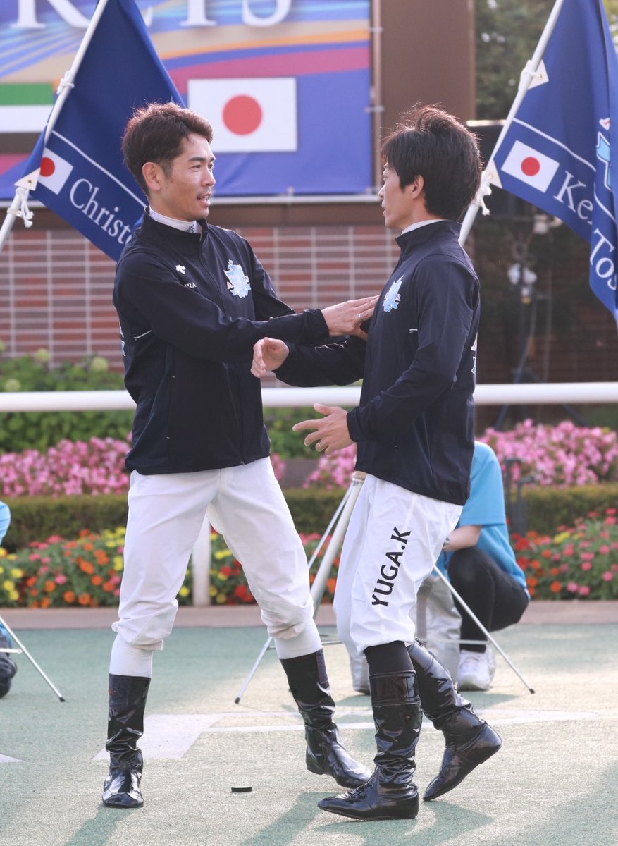 danon_premium15's tweet image. 第一位の発表で出ていこうとする
川田さん🤣
戸崎さんにとめられる
(昨年は戸崎さんがやってた)

#WASJ
#WASJ2024
#札幌競馬場