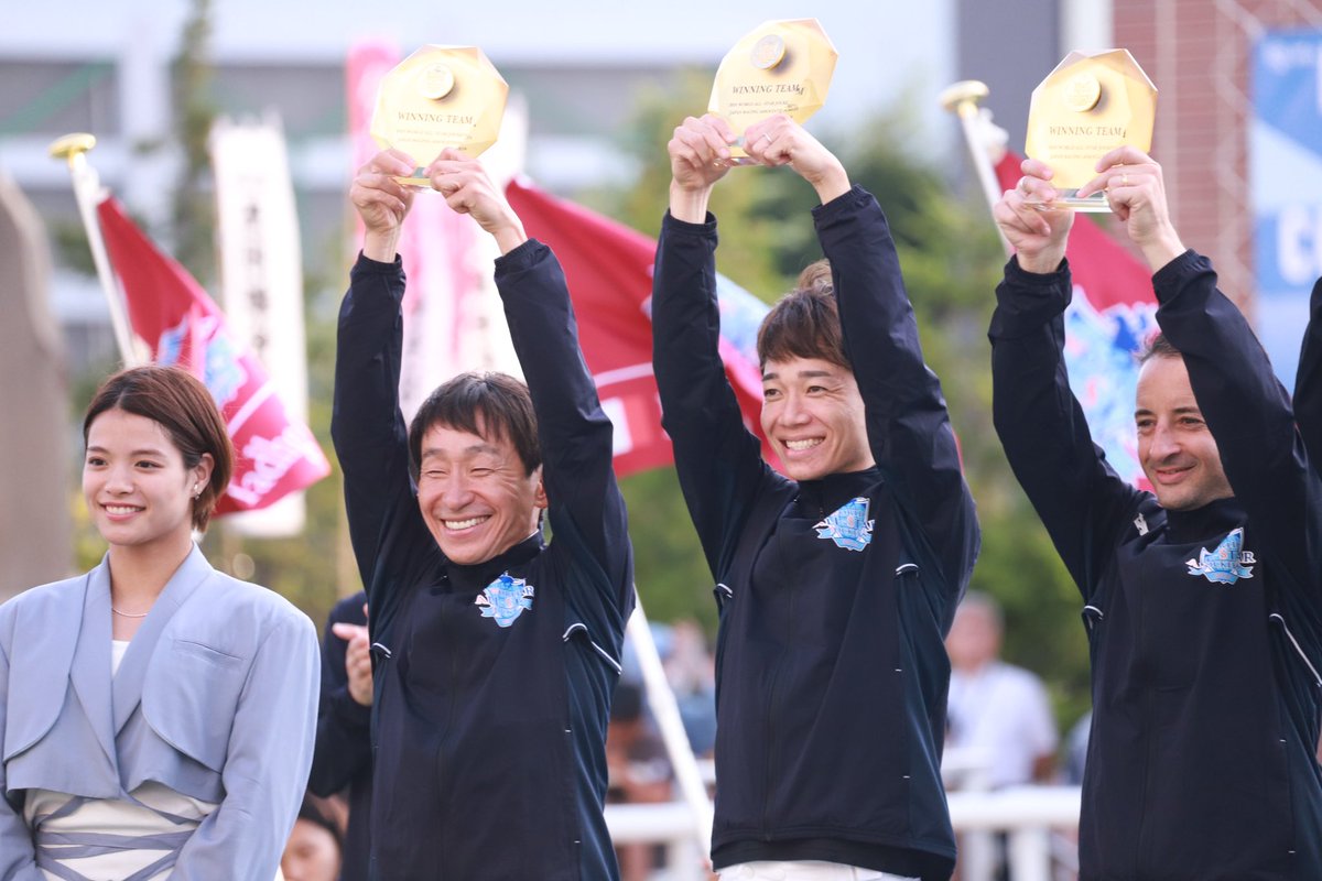 danon_premium15's tweet image. ノリさんが掲げてみんなでやってた

#WASJ
#WASJ2024
#札幌競馬場