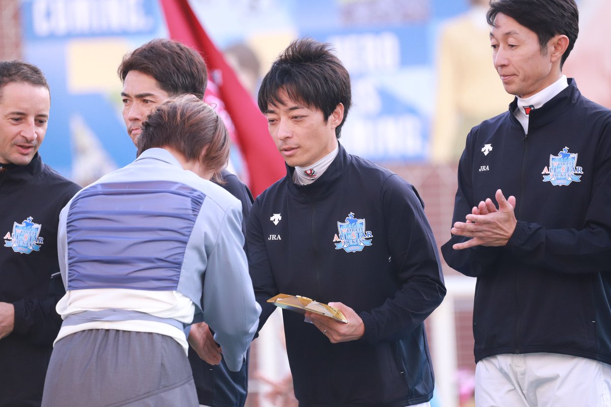 danon_premium15's tweet image. ノリさんが掲げてみんなでやってた

#WASJ
#WASJ2024
#札幌競馬場