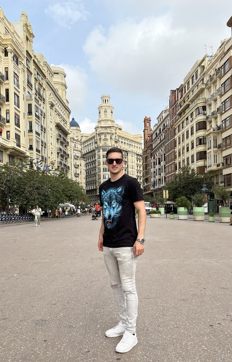 🇪🇸 Motivos por los que decidí que NO voy a vivir en España

Abro hilo 🧵