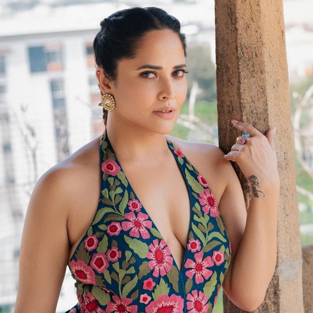 Anasuya Bharadwaj (@Anasuyaholic)  X