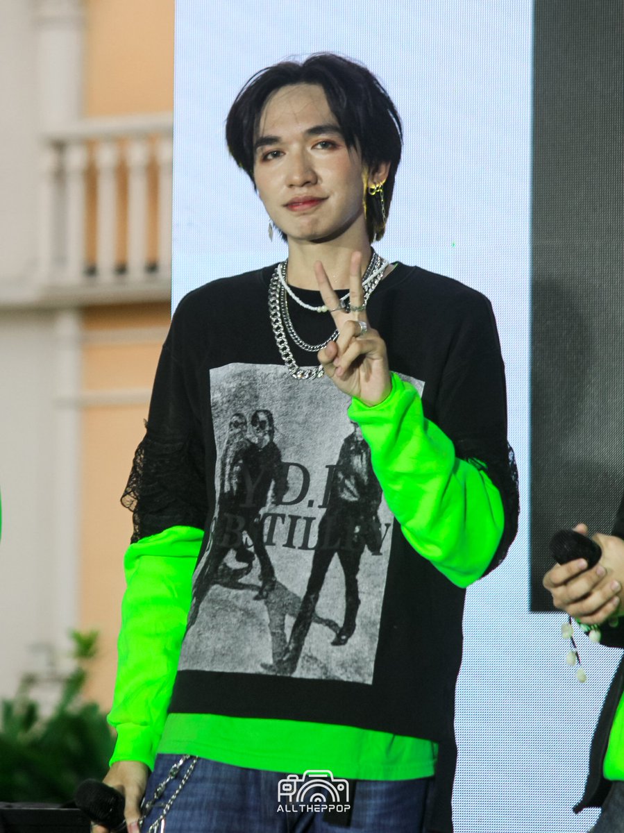 AllThePPop's tweet photo. 08242024 | ASIAN WAVE EXPERIENCE at the Venice Grand Canal Mall
GENZIX KRIS @GenZix_Kris
#AsianWaveExperience
#GenZix @GenZixOfficial
#PPOP #PPOPRise https://t.co/oZri8nOlog