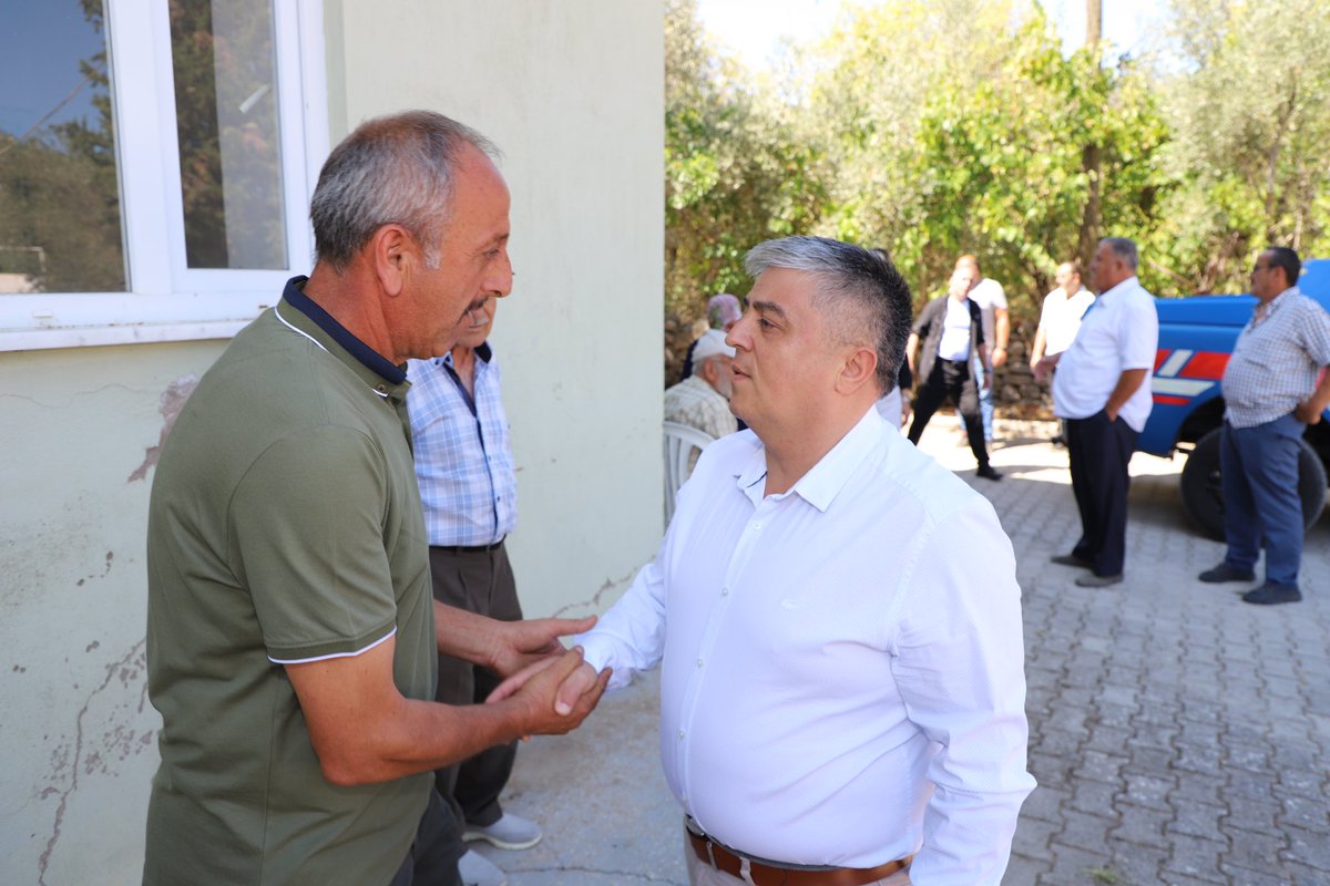 halisgundogdu's tweet photo. Önceki Dönem #Mahmutlu Mahalle Muhtarımız Merhum İsmail Güven adına düzenlenen mevlide katıldık.
Allah kabul etsin.
@alicetin_07 https://t.co/bZTD6yciWC