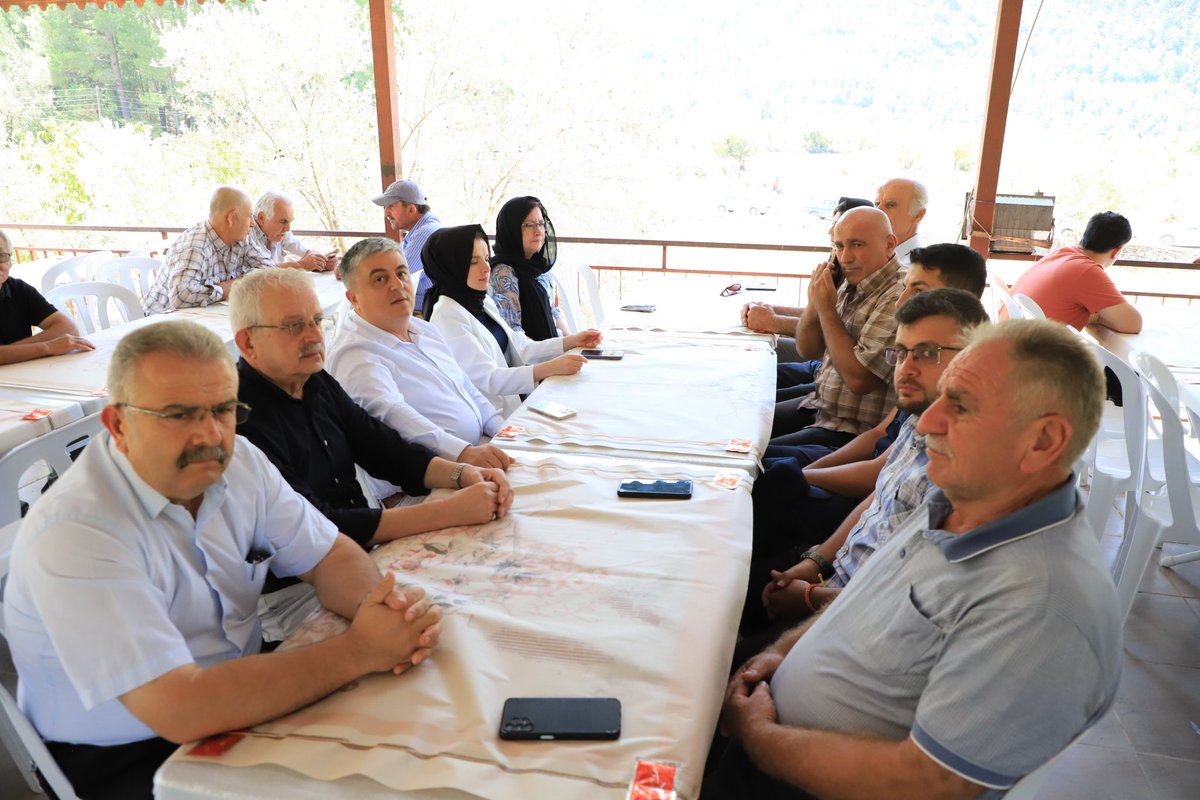 halisgundogdu's tweet photo. Önceki Dönem #Mahmutlu Mahalle Muhtarımız Merhum İsmail Güven adına düzenlenen mevlide katıldık.
Allah kabul etsin.
@alicetin_07 https://t.co/bZTD6yciWC