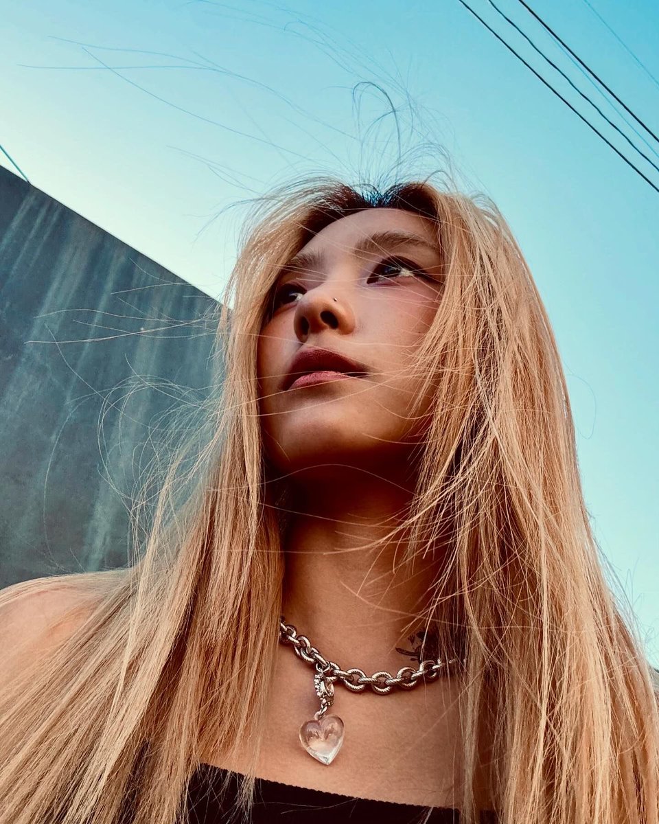 SistarGlobal's tweet photo. [Photo]
OMGGGG 😎

#SISTAR #씨스타 #BORA #보라 https://t.co/HM6KPzQ6cP