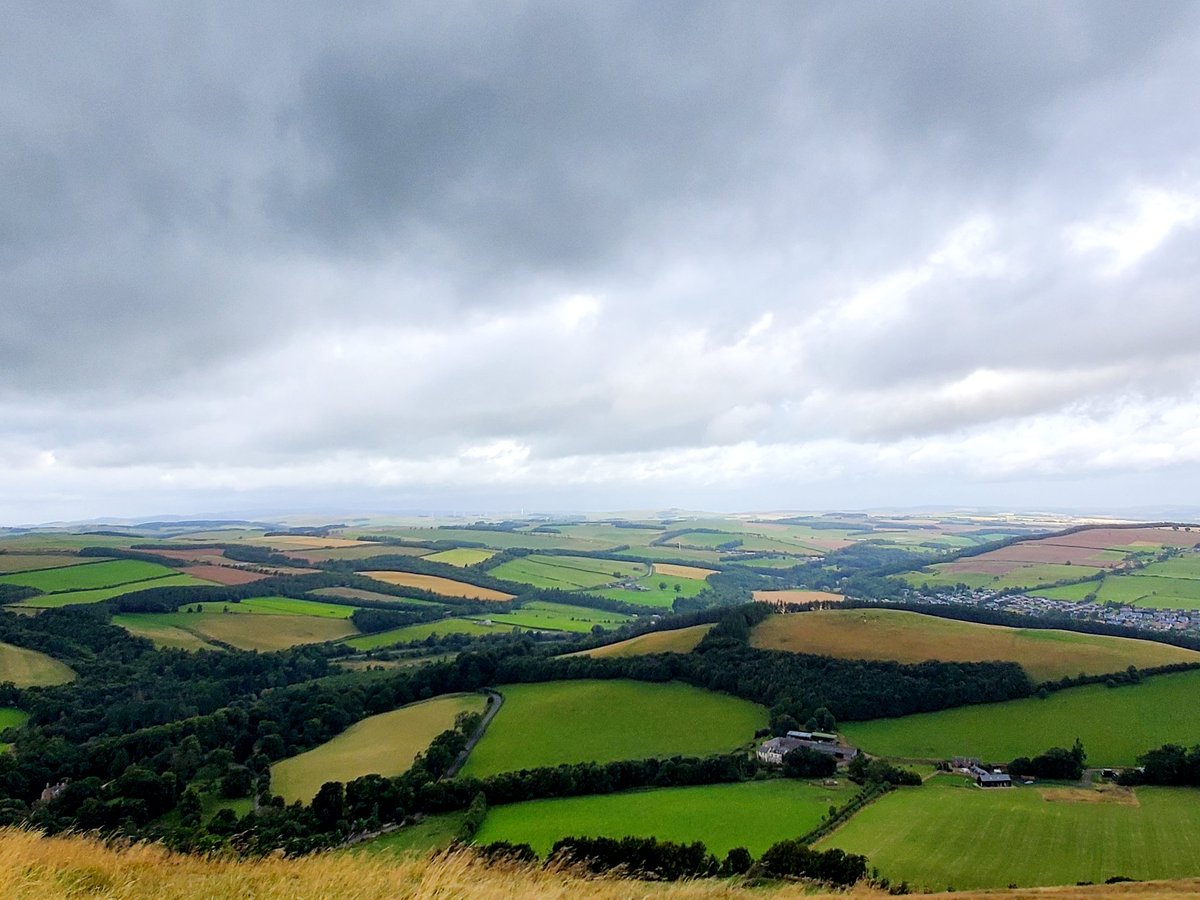 blonde_on_bikes's tweet image. Back in the bonnie Scottish Borders #melrose #blackhill #earlston