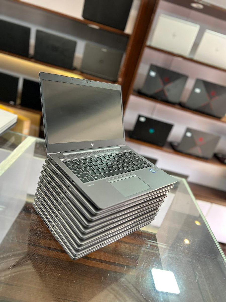 lebroncarter22's tweet photo. Hp Zbook 14u G6
Mobile workstation 
Intel core i5 
8th generation 
256gb ssd 
16gb ram ddr5
AMD Radeon WX3200
4gb dedicated ddr5
14inch FHD 1080
Fingerprint 
Intel UHD Graphics 620

GHS 5,500 ✅

📍   Bantama GNTC junction, Kumasi
☎️   +233209649097 https://t.co/XxACAyJEo9