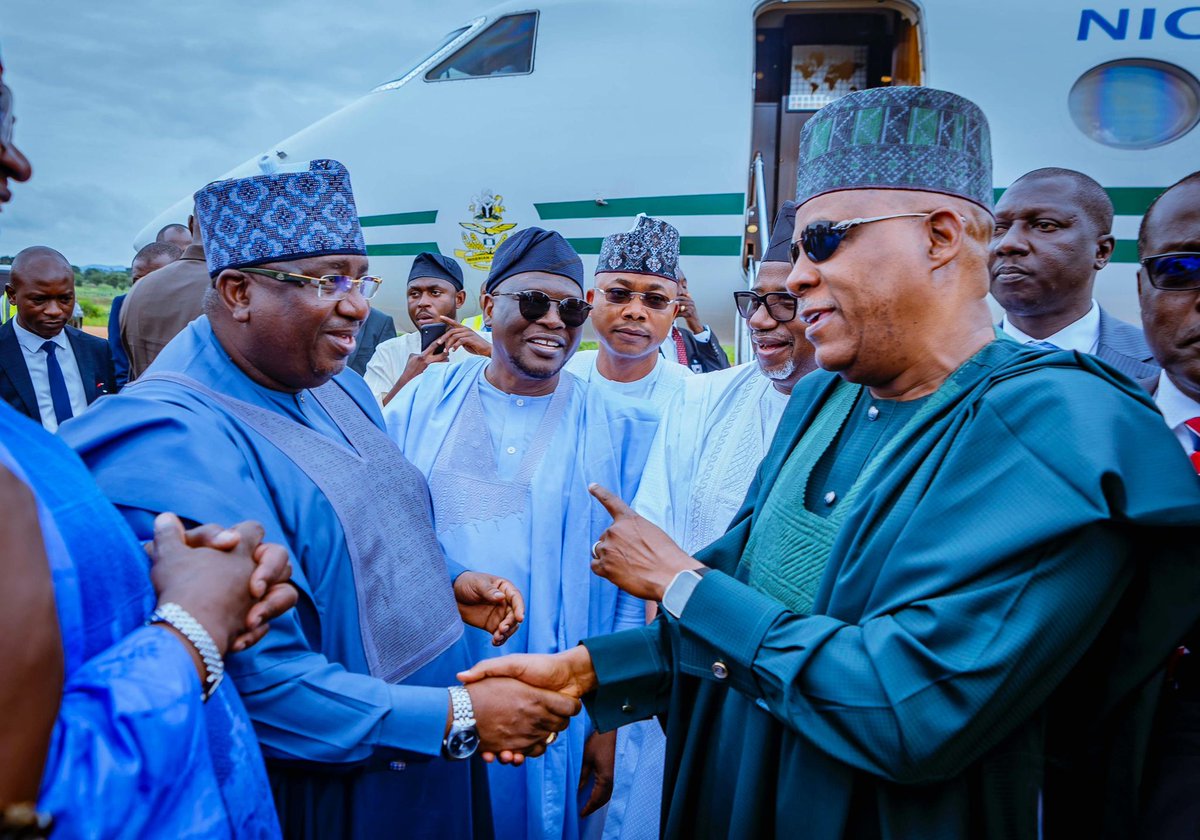 KingsleyFanwo's tweet photo. The People's Governor of Kogi State, His Excellency Alh Ahmed Usman Ododo @OAU4KOGI , over the weekend, attended the wedding of the daughter of the Taraba State Governor, His Excellency Agbu Kefas @GovAgbuKefas . 
The wedding was well attended with the Vice President of the nation, His Excellency Sen.  Kashim Shettima gracing the occasion with his esteemed presence. Also, the  former President of Nigeria, His Excellency Dr. Goodluck Jonathan was there to give his fatherly blessing to the new couple. The Governors of Borno, Gombe, Plateau, Osun, Bayelsa, Bauchi, Adamawa, Kebbi and many others were also in attendance to celebrate with the Kefas Family. 

It was a gathering of people across parties and religious lines to celebrate with Governor Kefas and his family. This is unity at work. May Nigeria continue to witness unity and prosperity under the leadership of our dear President. 

@thecableng @PremiumTimesng @GuardianNigeria @nigeriantribune @MobilePunch @TheNationNews @IndependentNGR @channelstv @ARISEtv @AIT_Online @tvcnewsng @NTANewsNow @PlusTVAfrica @NewsCentralTV