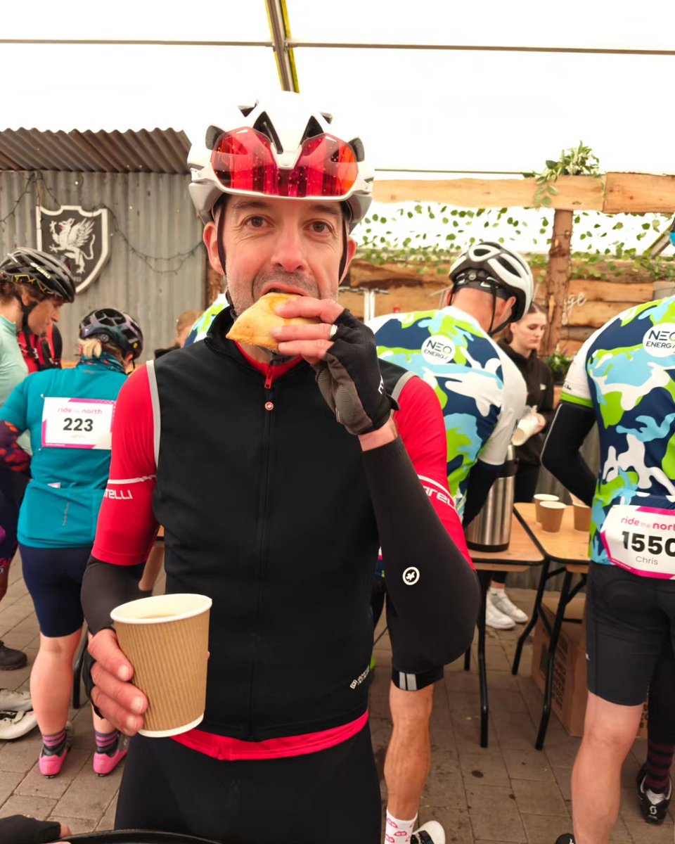andy_duck's tweet photo. @ride_the_north - Tour of Angus Tough but brilliant day out! Great company with @donaldjmunro Mike &amp; Del.  Highlight was the good old Forfar Bridie's😜😂 Thanks to Neil &amp; team for putting on a great event👍🚵‍♂️ #ridethenorth #cycling #tourofangus #arbroath #forfar #forfarbridie https://t.co/DcZskDTOZz