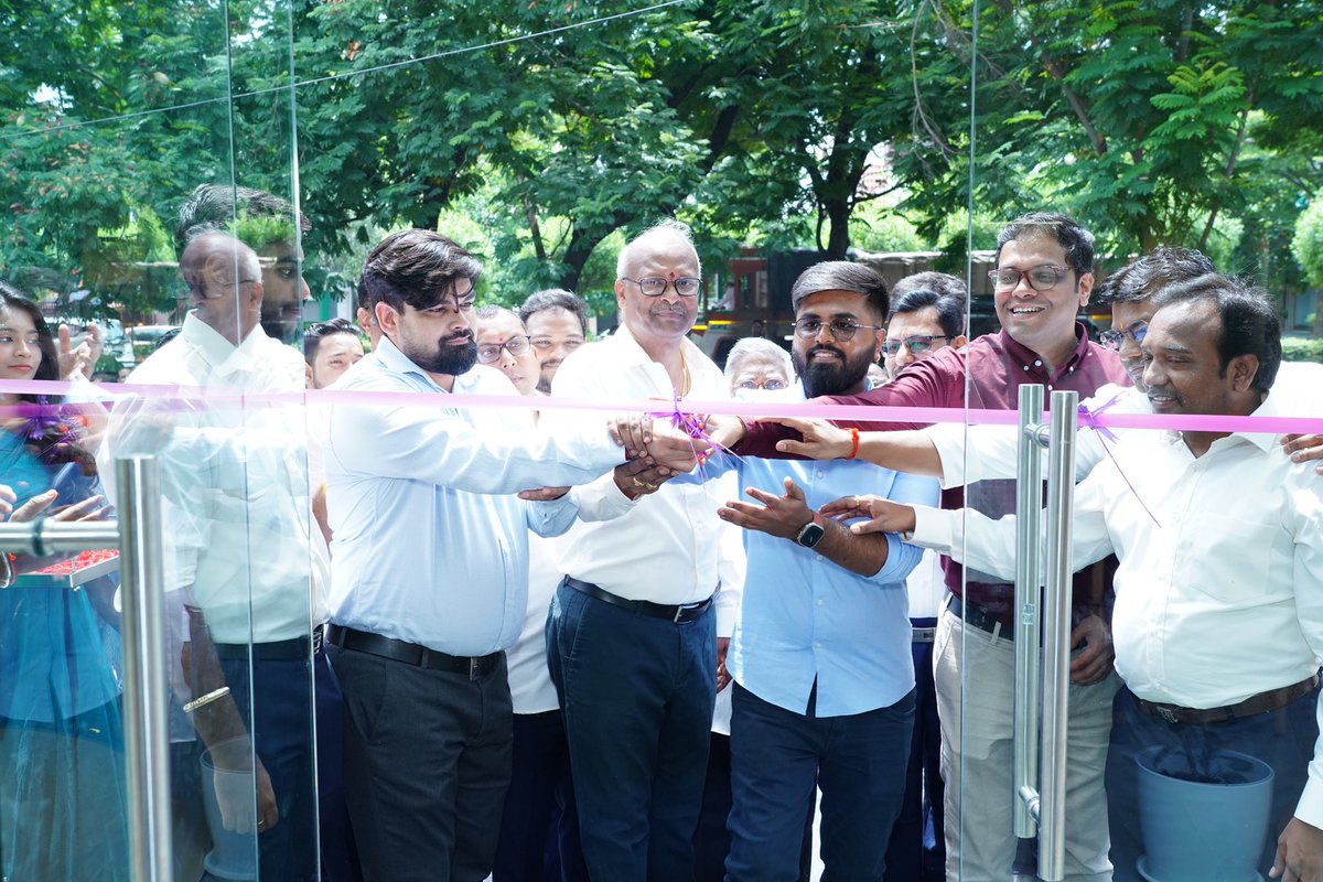 The Simple Store in Vijayawada is now open!⚡ Explore Super EV- Simple One and Dot One that are setting new standards in automobile innovation. The future of urban mobility starts here!

#SimpleEnergy #SimpleStore #SuperEV