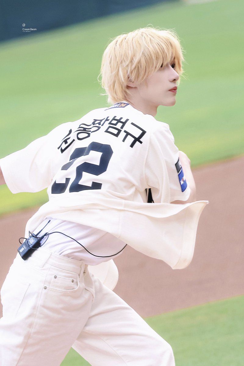 240825 ⚾🧸

#범규  #BEOMGYU #ボムギュ
#TXT #TOMORROW_X_TOGETHER
#투모로우바이투게더 #투바투
#TXT_BEOMGYU  #TXT_범규