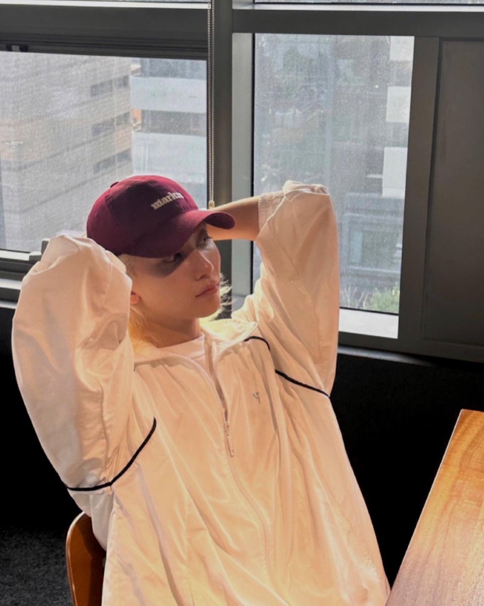 wonukd's tweet photo. when boyfriendism hits https://t.co/kEU9BvPT0p