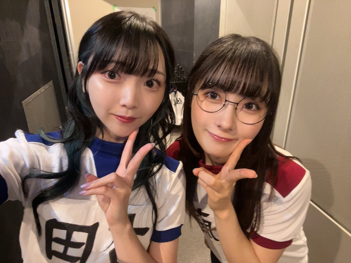 坂倉花さん、鳴海まいちゃん、古仲可奈ちゃん、山崎悠稀さんとお写真