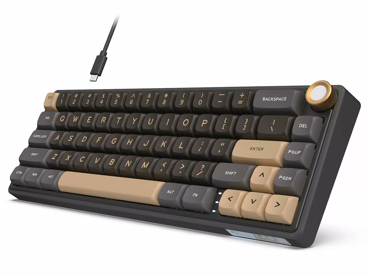 MeckeysHQ's tweet photo. Have you checked the new line up of Royal Kludge keyboards on Meckeys?
* R65
* R75
* N80 - Low profile
* H81 - Time machine
* S98
https://t.co/xhsRSApwlE
#royalkludge #mechanicalkeyboards #meckeys #mkindia https://t.co/cDIOvU2yhx