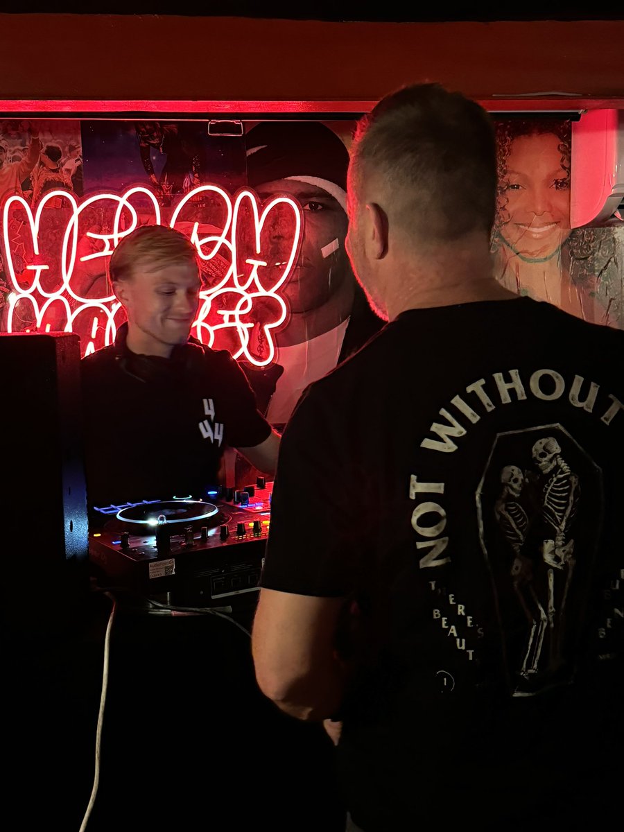 21st Birthday week for the boy <a href="/jamiejburgess8/">Jamie-Jay Burgess</a> …..here we go! 👊🏼❤️