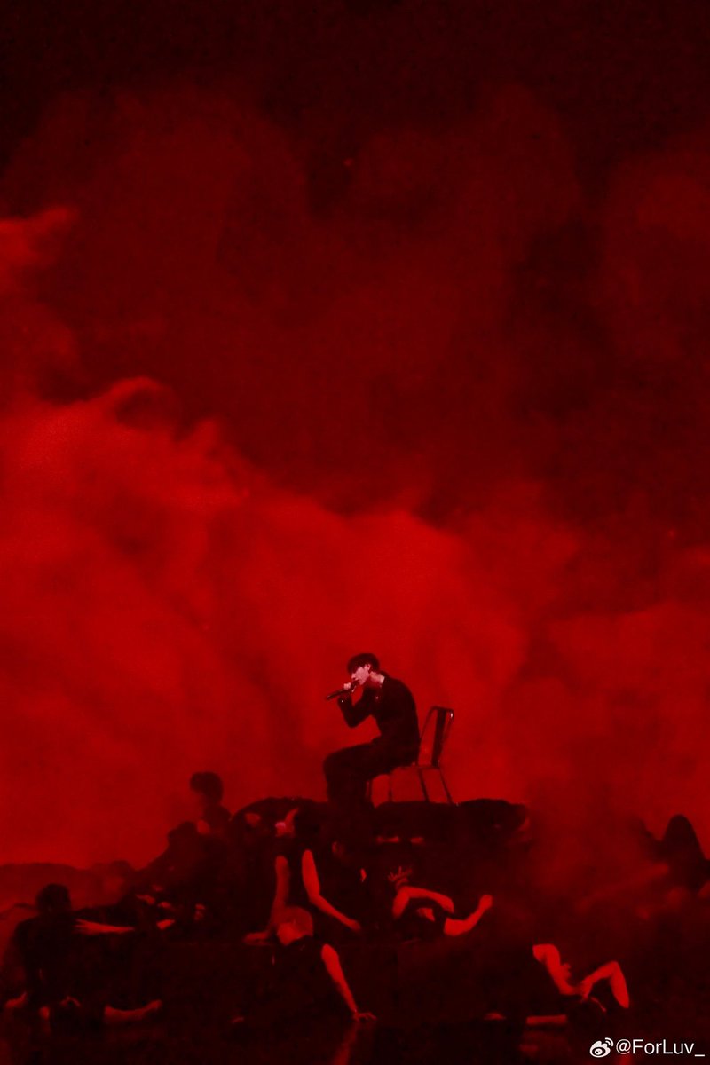 Дьявол восседает на троне, окруженный человеческими душами, павшими пред его ногами.