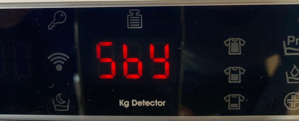 UKSVacher's tweet image. My wife who is normally OK with tech was having a little panic that our new washing machine was broken.
It was displaying an error message 569.
Having done some searching online and getting a load of useless info, she told me.
It says STANDBY 🤣
#techerror #Technology #funny