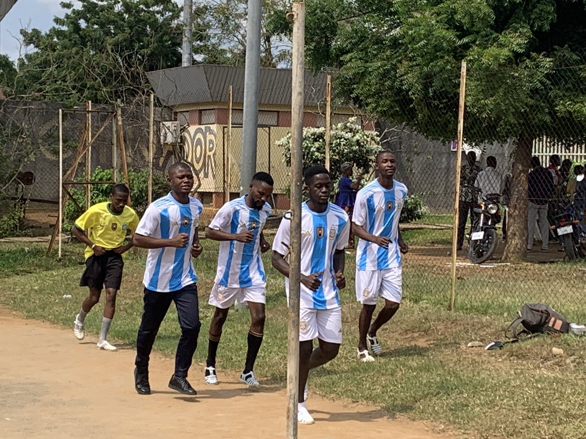 FC COCODY tweet media