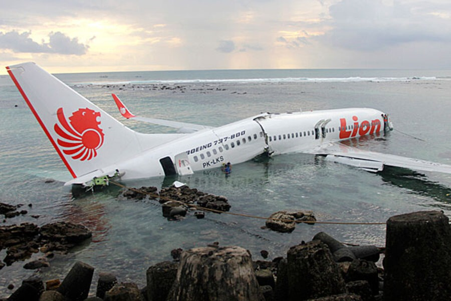 Thread of horrific plane crashes caught on camera🧵

(Don`t open if you are scared of flying)