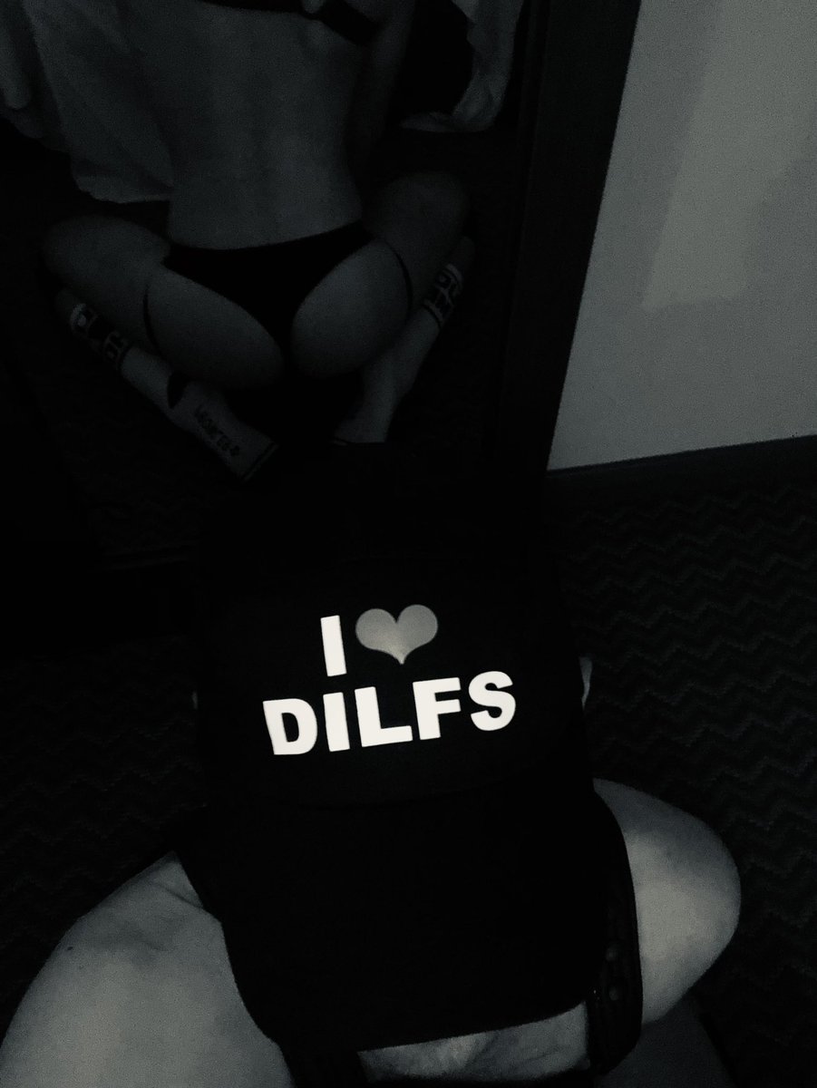 CPHversDK's tweet photo. Last night started at the DILF party and ended at the basement. https://t.co/2Rrs5O0TcL