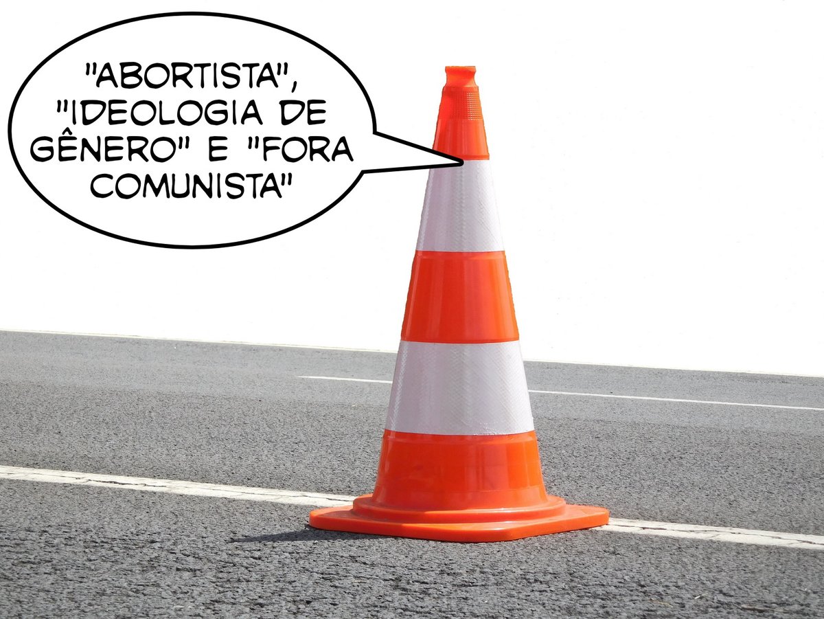 <a href="/exilado/">Exilado 🇪🇪</a> Cone de trânsito com gravador de voz que repete as palavras "abortista", "ideologia de gênero" e "fora comunista" vira ídolo da direita brasileira!!!