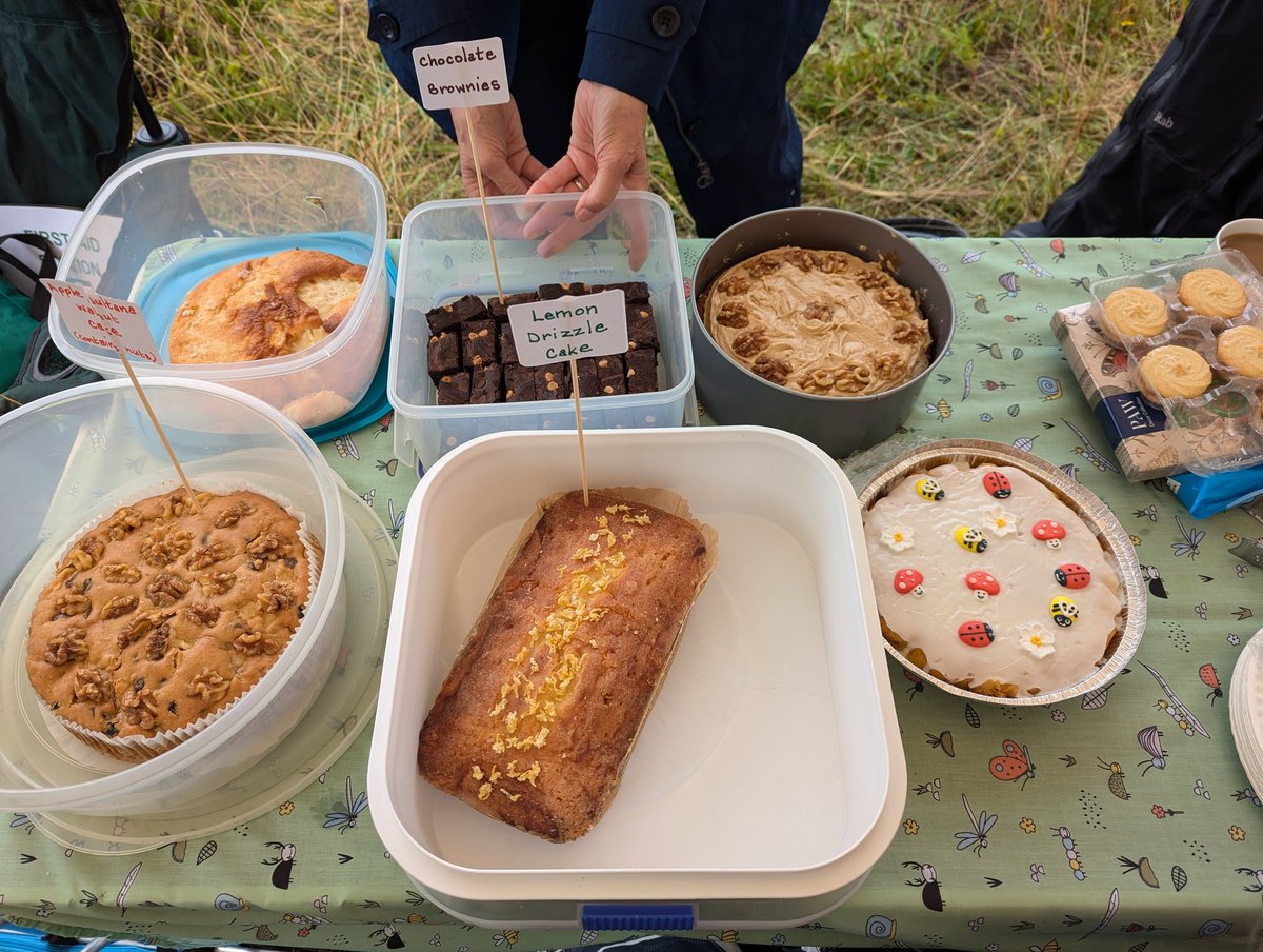 JenkinsBoobyer's tweet photo. @CoalspoilFungi @1RoadToNature @GwentWildlife @RSPBNewport @ourlivinglevels @BumblebeeTrust Shout out also to Pete for the bat walk and Bob Roome for moth trapping! Thanks to all recorders who came and gave their valuable time, Graham Watkeys for a new to Wales record and shout-out to myself for winning the cake off with my very first attempt at a cake😅🍰 https://t.co/N90K4Q77b3