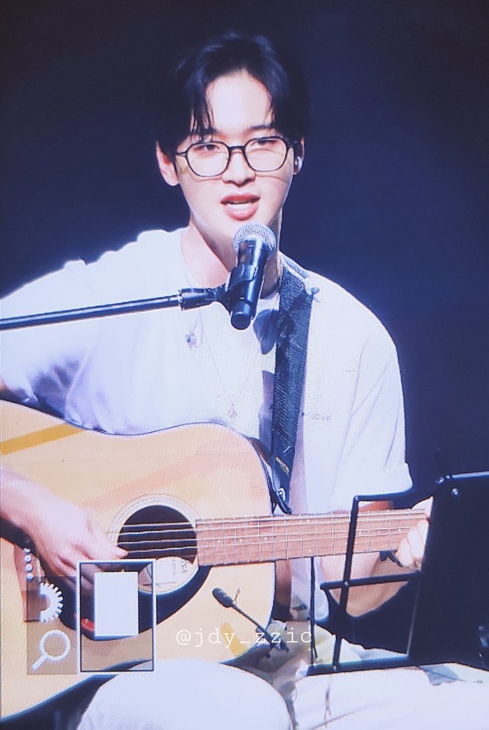 jdy_zzic's tweet photo. 240825 report of love 아니 진짜 좋은사람 노래 가사 주인공 같음 #장동윤 #장동윤_찍어요 https://t.co/G5KIxAZLCi