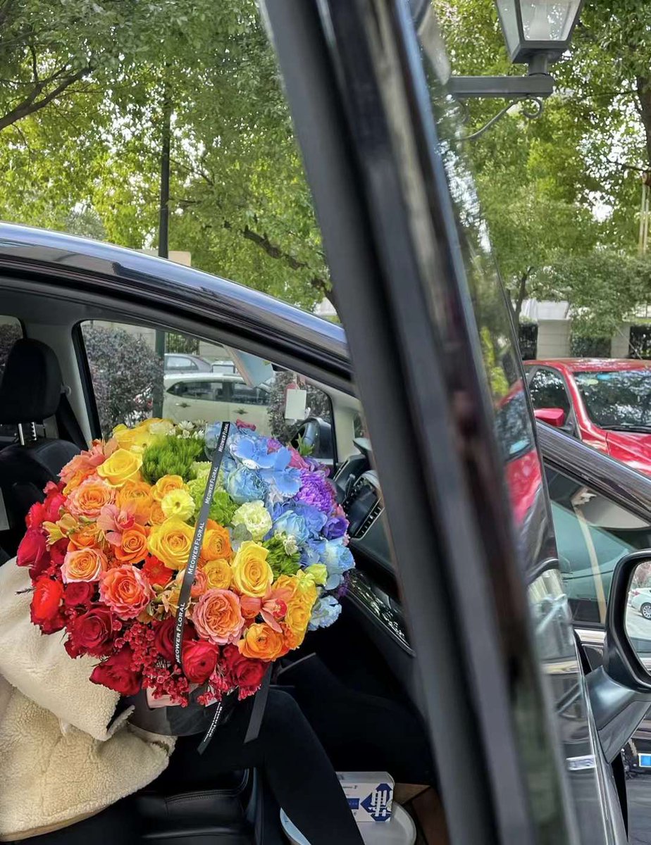 💐 If you like flowers, too?