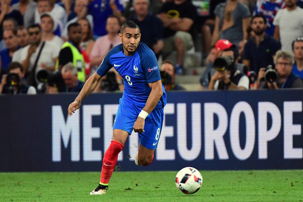 _BeFootball's tweet photo. Parlons français, qui est le meilleur numéro 10 tricolore depuis le départ de Zizou ? 🇫🇷🧐

▫️Samir Nasri
▫️Mathieu Valbuena 
▫️Dimitri Payet
▫️Nabil Fékir https://t.co/IqNcGkuHtr