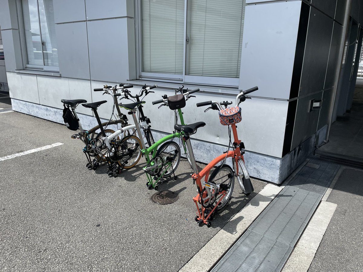0501minimini's tweet photo. 最近自転車に興味出てきてこちらも気になった🚲 https://t.co/mZquWN4mHJ