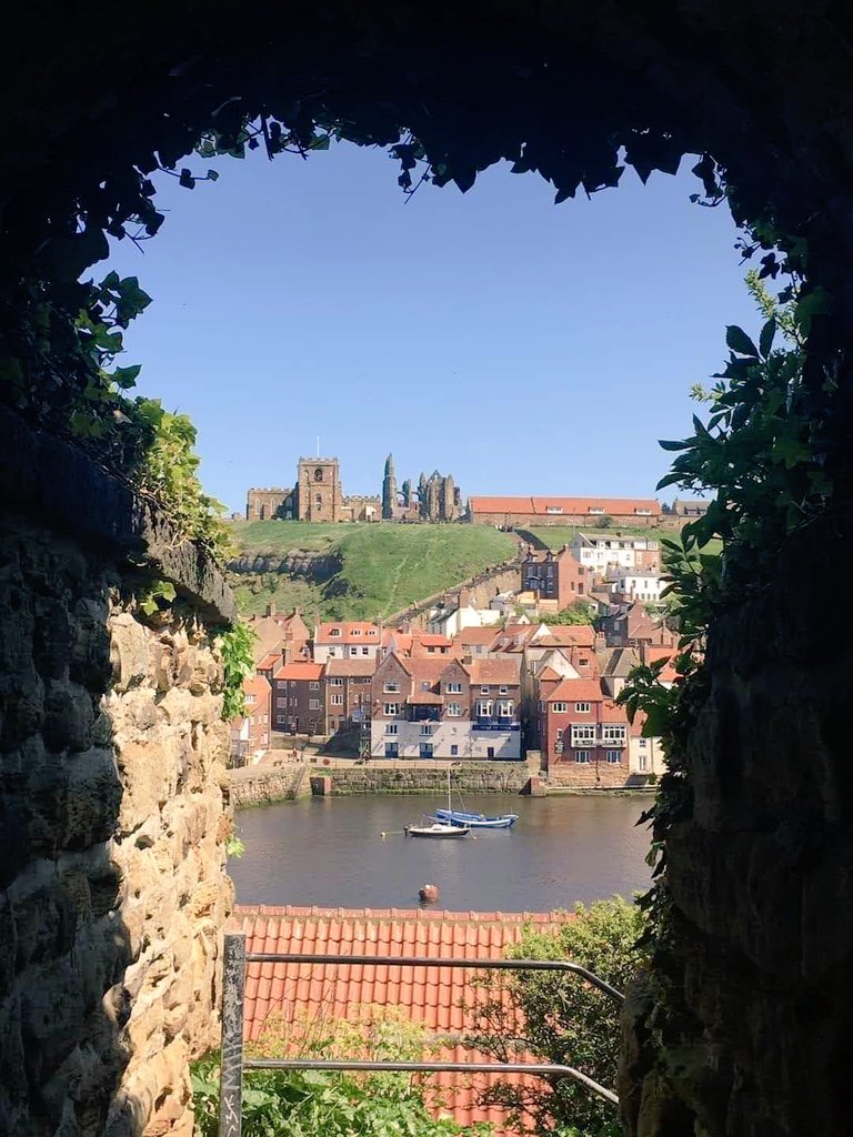 martybuk's tweet photo. @BraydenCreation whitby Abbey North Yorkshire https://t.co/M767VxP1cN