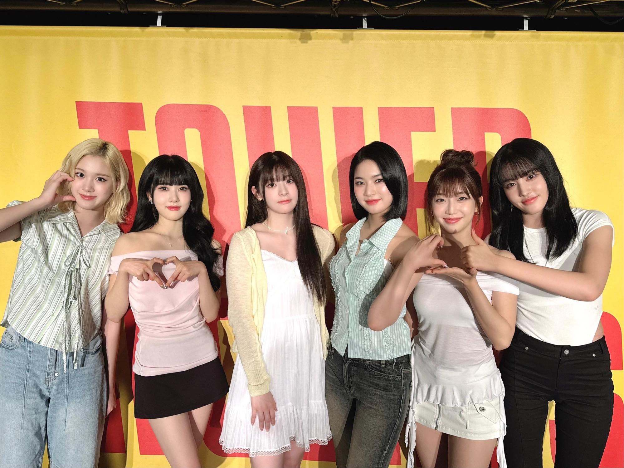 TWICE Celebrate 直筆サイン入りチェキ ナヨン タワレコ｜CD