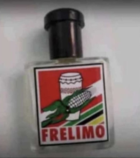 FifaOverHoes's tweet photo. Eau de N’honga https://t.co/hcpL1FtNm1