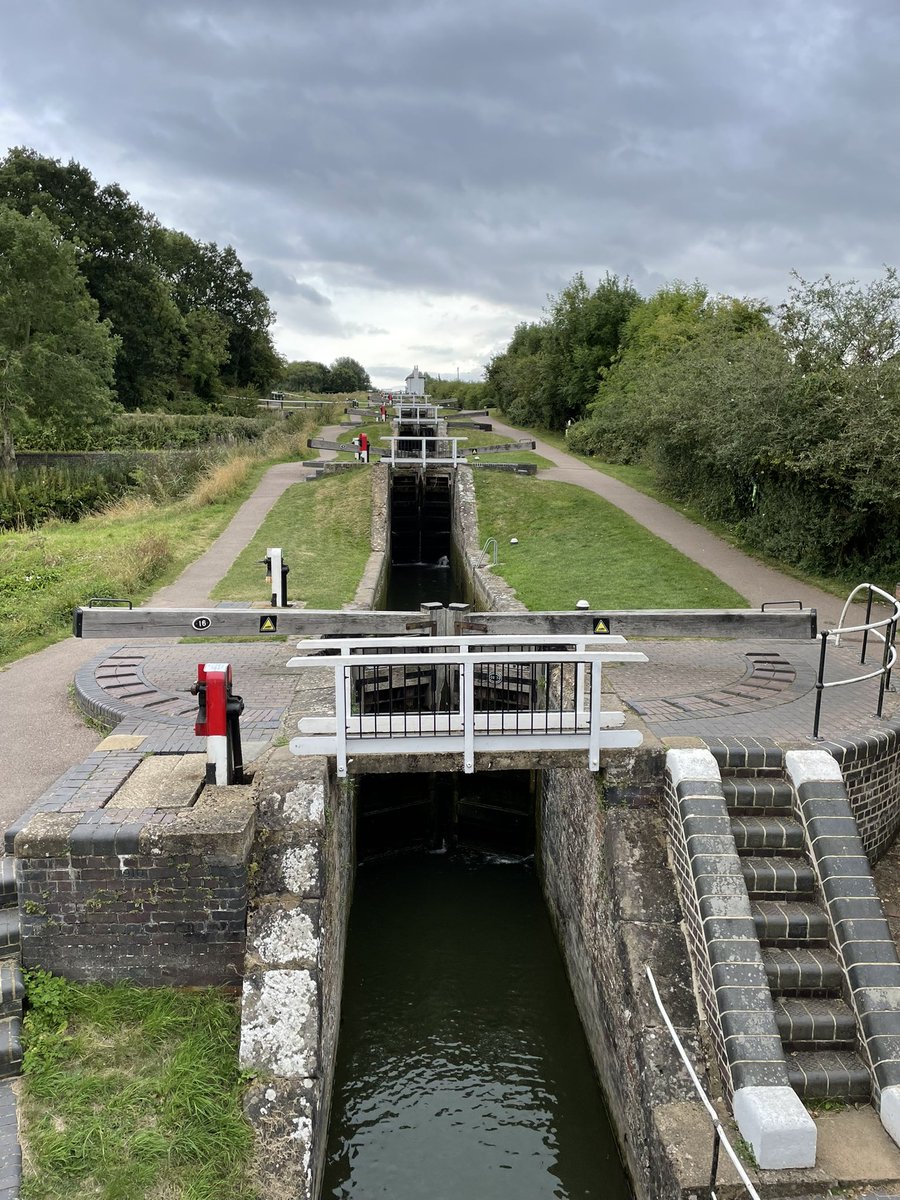 melvynprior's tweet photo. Day1 done. Hopefully less windy tomorrow https://t.co/IK7ku0bEC3
Time for a brief visit to #FoxtonLocks just round the corner๐ https://t.co/X65GwWPCOC