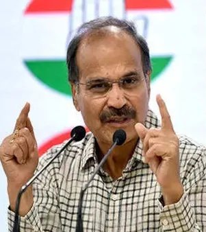 कांग्रेस बनाम कांग्रेस!

कपिल सिब्बल पर भड़के कांग्रेस नेता अधीर रंजन चौधरी!

"अपराधियों की वकालत न करें कपिल सिब्बल!"

"कोलकाता रेप कांड में ममता सरकार का पक्ष रखना छोड़ दें 

"कपिल सिब्बल सुप्रीम कोर्ट में बंगाल सरकार की ओर से केस न लड़ें, इस केस से अपना नाम पीछे कर लें।