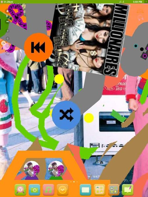 Anyone remember the iOS version of Noby Noby Boy? 2010 was wild. https://t.co/iIX26UjR56