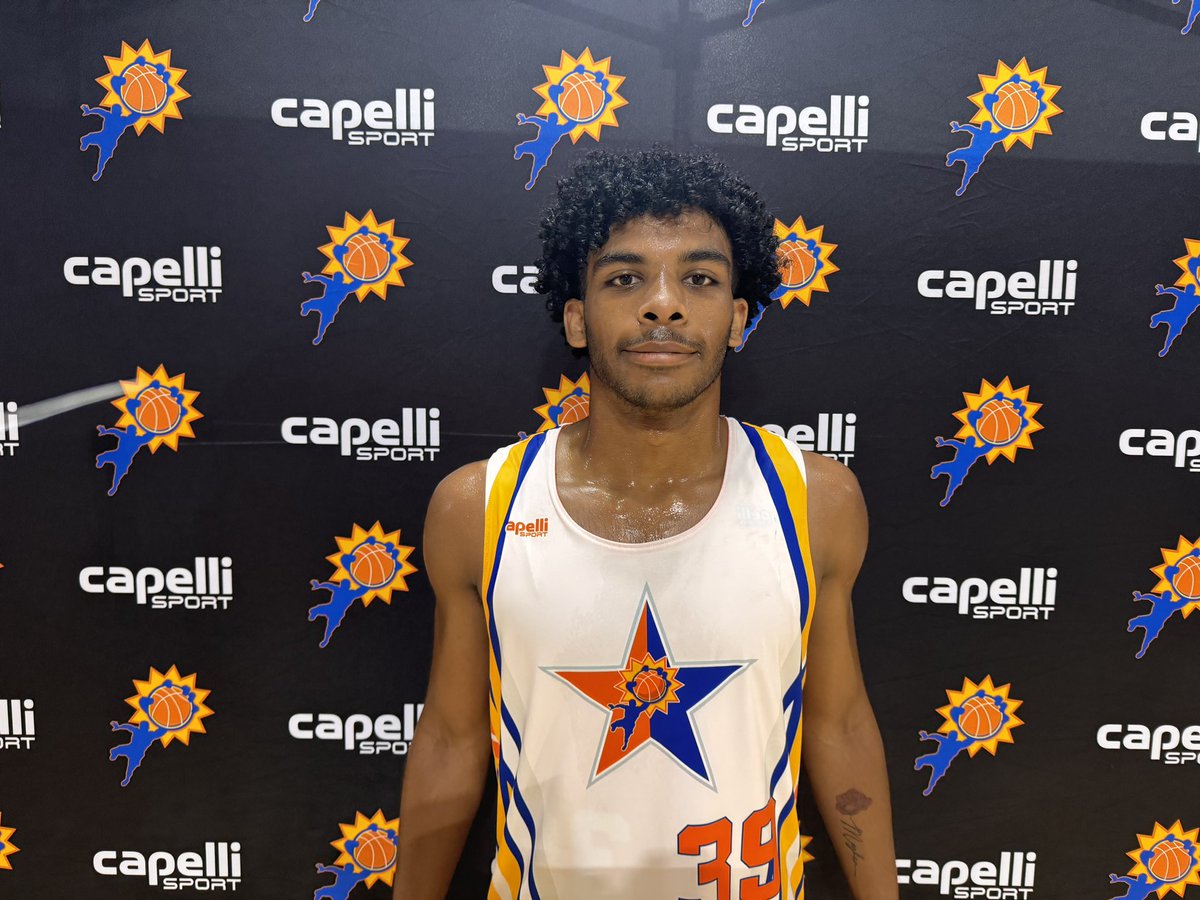 BigShotsGlobal's tweet photo. #BigShots #AllStarWeekend

17U Final

Team A-8 58 
#70 Cody Dickerson 15pts
#17 Baustin Bowers 14pts

Team A-5 57 
#39 James Watson Jr 17pts https://t.co/zQa16VJm3X
