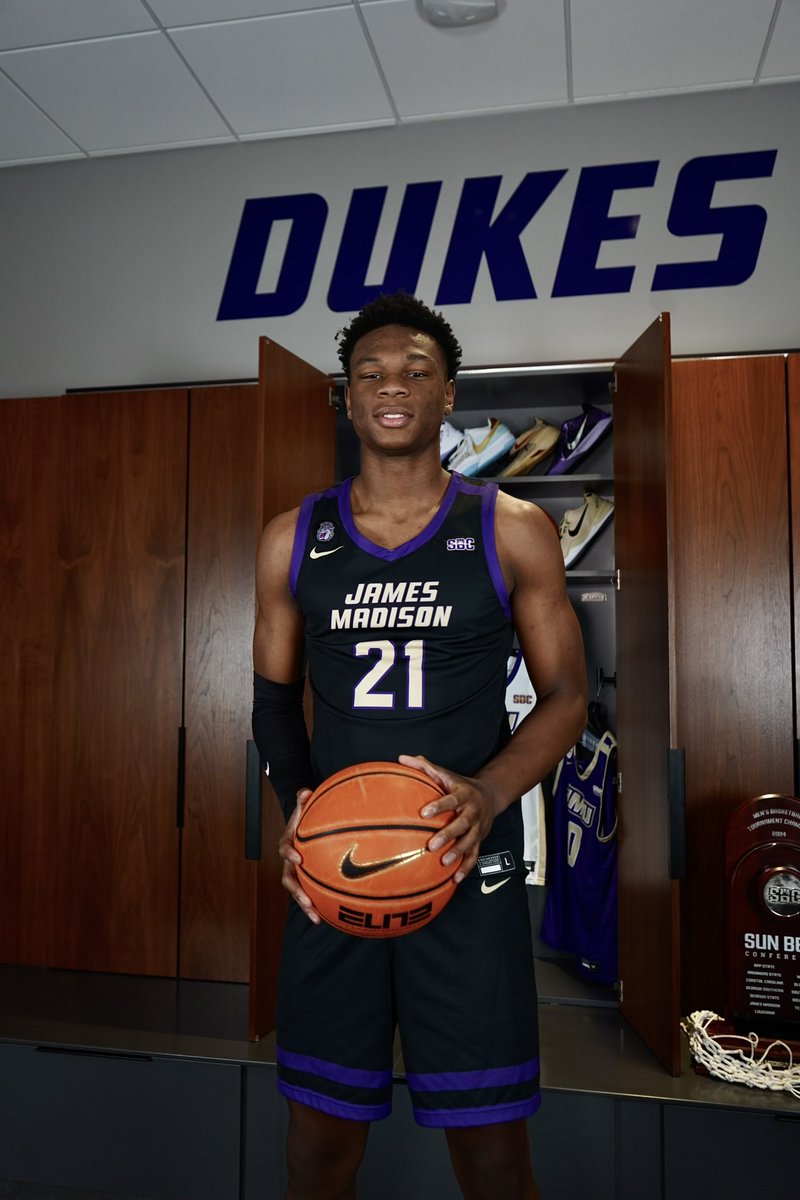 Christian Brown tweet media