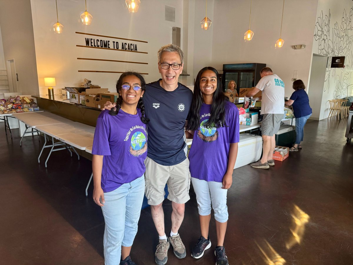 joinnest4's tweet image. Thru #NESTNurtures, we’re building bridges between surplus #food &amp;amp; food-insecure families via various avenues of #resource provision, with local #partnerships like BridgeFeeds helping us expand our #zerohunger efforts across the #community! #NEST4US #SDG2 nest4us.org