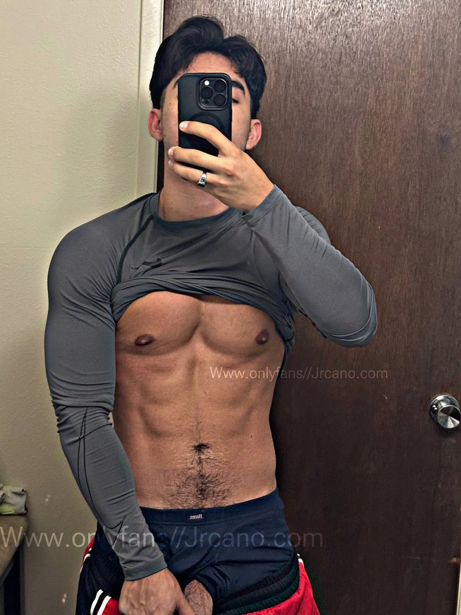 juniorcanoca's tweet photo. Solo Sigue el Caminito 🥵🫢😈
 https://t.co/gHS8Uogkxa
Todo sin censures solo disposable en mi OF 🥵😈🔥
https://t.co/gHS8Uogkxa🫶🏼 https://t.co/pmM9jeM8hL