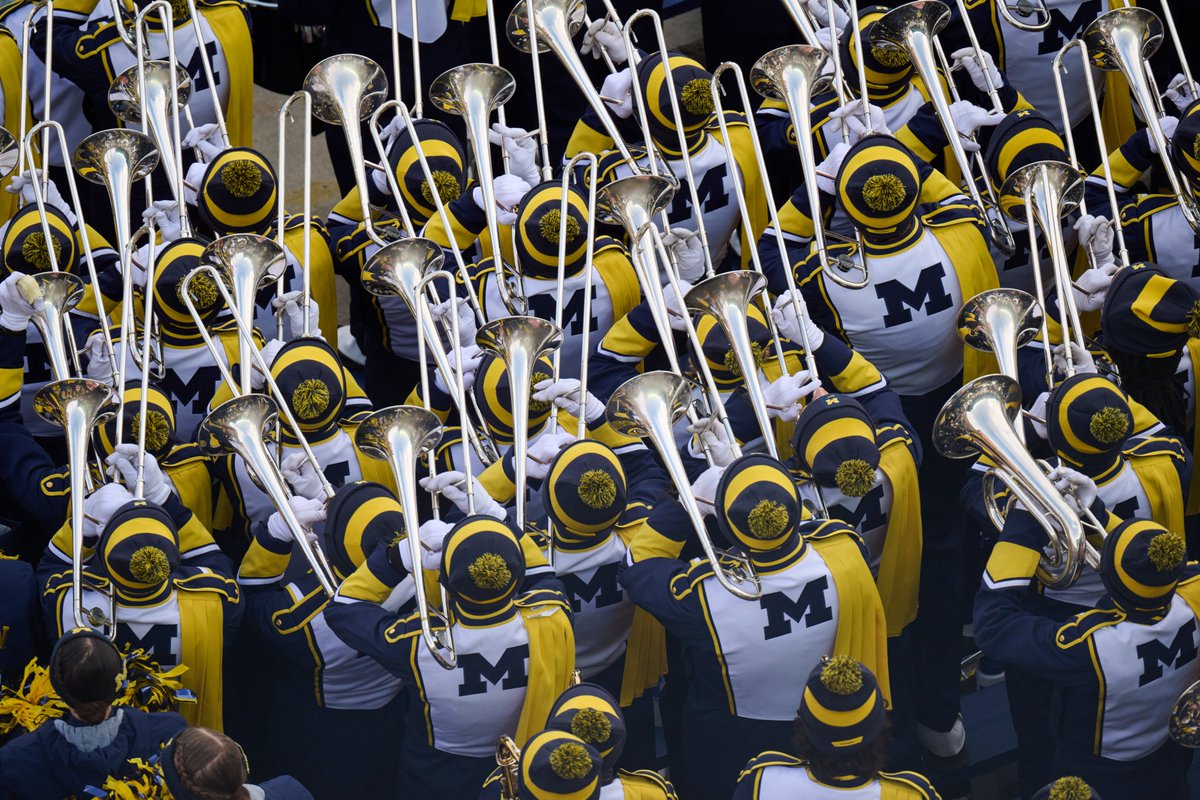 UMichFootball's tweet photo. 6️⃣ days until @umichband takes the field!

#GoBlue https://t.co/2Bw3JL5ls3