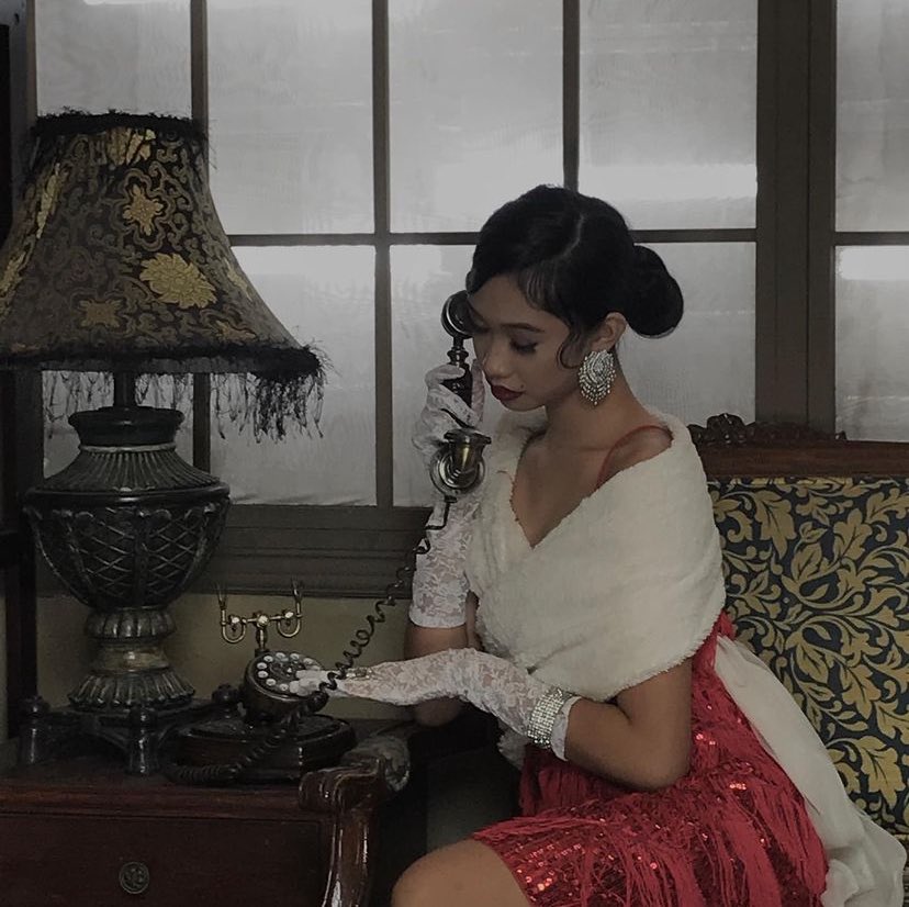 mostars00's tweet image. alamat 🤝🏻 ae user mostars00

noong kinikilala ko palang alamat pinapanood ko mvs nila and napansin ko na same studio kami for their aswang mv &amp;amp; my predebut photoshoot hskenekaks this was 2021! 

↳ #GalingDITO #PistangMagiliw
#SarilingALAMAT #PalarongPambarangay2024