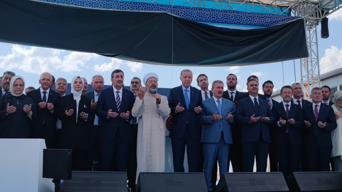 fatih_kiler's tweet photo. Kıymetli Cumhurbaşkanımızın teşrifleriyle bakanlar kurulumuzun katılımıyla Kiler İplik Fabrikası açılışımızı gerçekleştirdik, Allah utandırmasın emeği geçen herkesin emeklerine sağlık.. https://t.co/3H8QXYG9cv