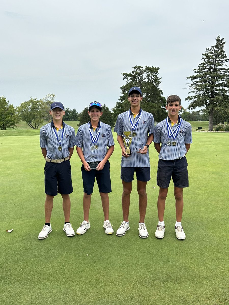 KHQATegan's tweet photo. Great day for golf! Team QND played a great round! 4 boys in the top 20! Keeden placed 7th with a 74 and was lowest freshman. His best competitive round yet! The team placed 2nd, 1 stroke behind 1st place. @huey26_26 #youthgolf #hsgolf https://t.co/AqdScSmD2J