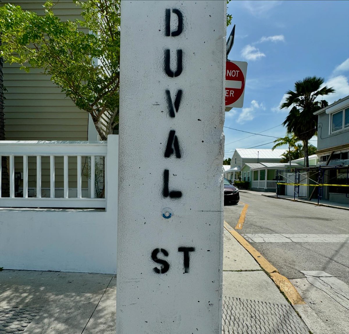 BlueMarlinMotel's tweet photo. Like if you've ever woken up here on a Sunday.  🤣 🍺 🧉 🍹 🍷 🥃 🍸 🥂 #hangover #keywest #sundayfunday #partiedtoohard #partyinkeywest 

Book your next hangover at https://t.co/fGXnnSZevi https://t.co/bRYurSwWFE