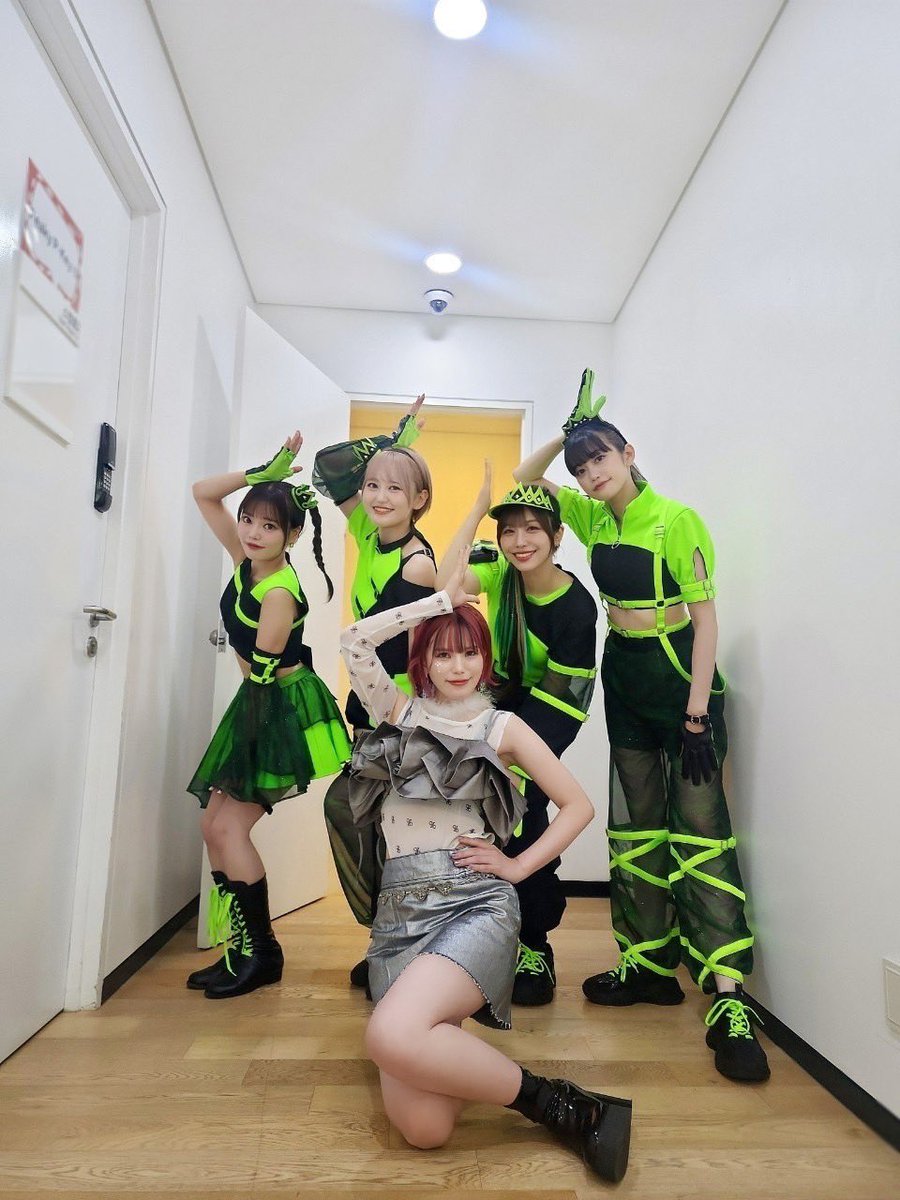 aimi_sound's tweet photo. 共演者のみなさまと🫶🫶

TRUEさん💗

茅原実里さん💗

Machico！！！！！！💗

ふりりん💗

SHHisさん💗

#キムチクラ #김치쿠라 https://t.co/wpoWMGCFar