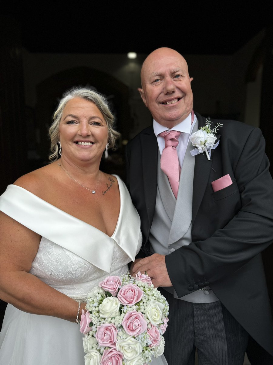 Many congratulations to Craig Hunt and Wendy Cullen, married today at St Catherine’s Gorseinon. We wish you every blessing for a long and happy marriage.