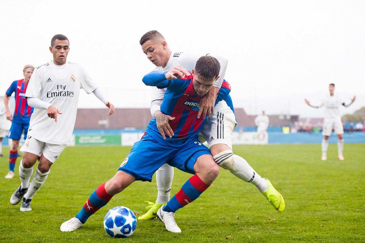 Robin Hranáč tweet media