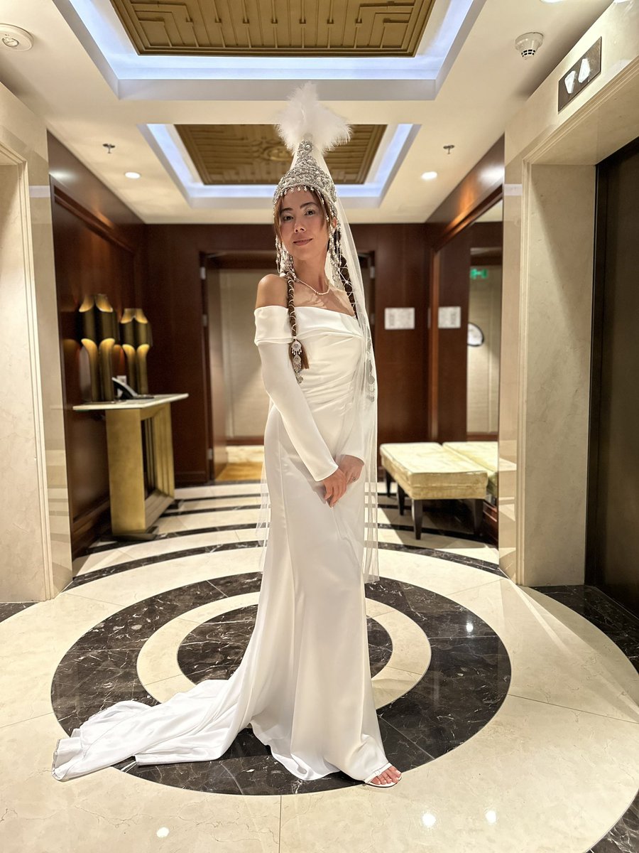 Aidan Gomez tweet media