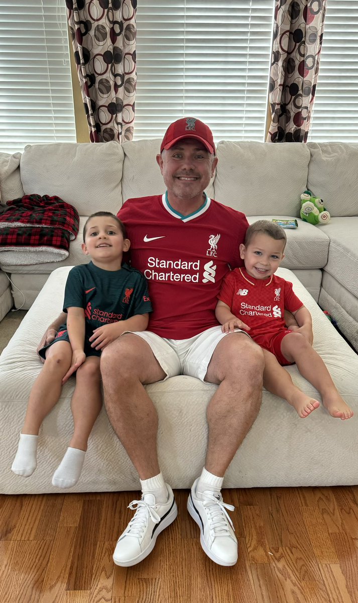 RVarisella's tweet photo. Boys are ready for Matchday 2! Go Liverpool!!! #MyPLMorning #LFC #LFCUSA https://t.co/RPMTsIOEV5